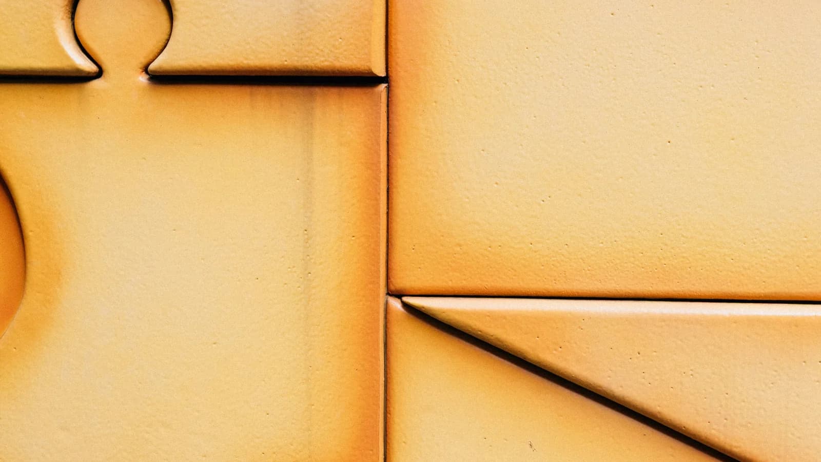 Interlocking puzzle pieces illustrate matching separate pieces of evidence.